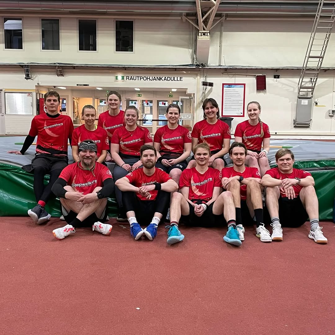 JSW Mixed tour 2

Tourilla oli onnistumisia, epäonnistumisia, mukavia hetkiä, vo